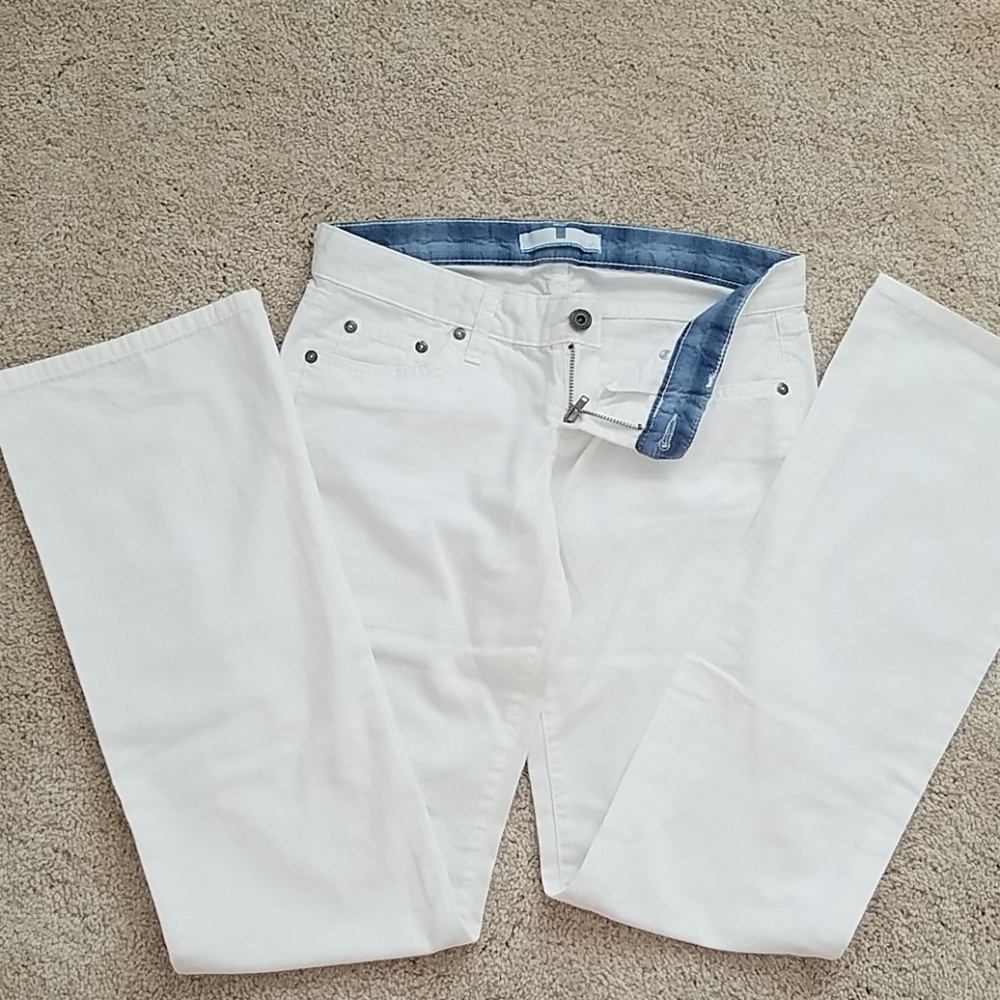 Colin's white jeans